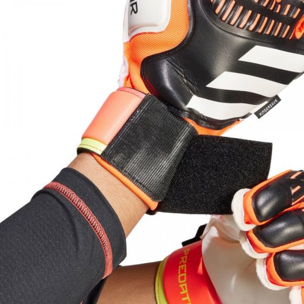 Predator Match Fingersave Goalkeeper Gloves